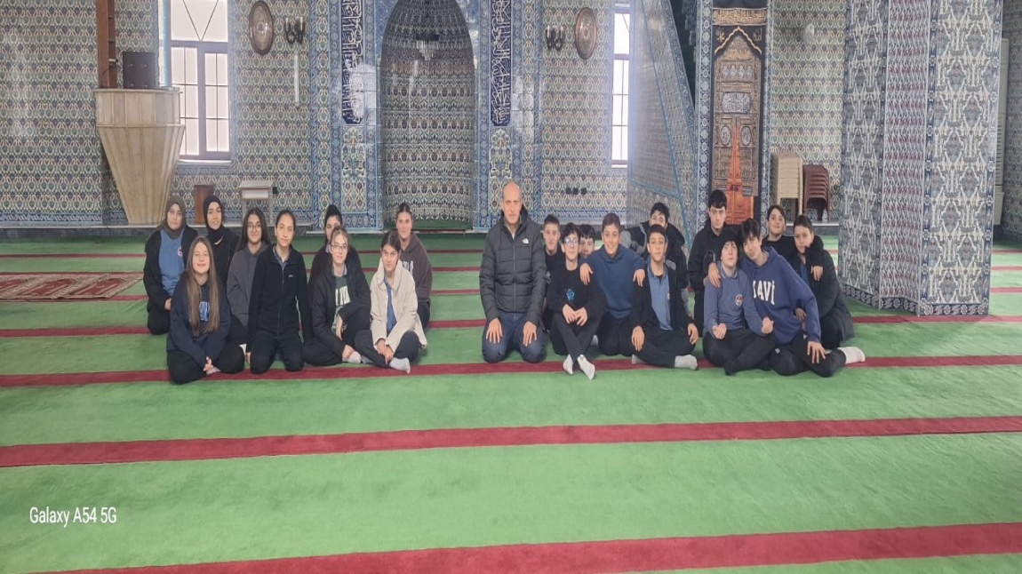 Öğrencilerimizle Pazar Sahil Camii'ni Ziyaret Ettik